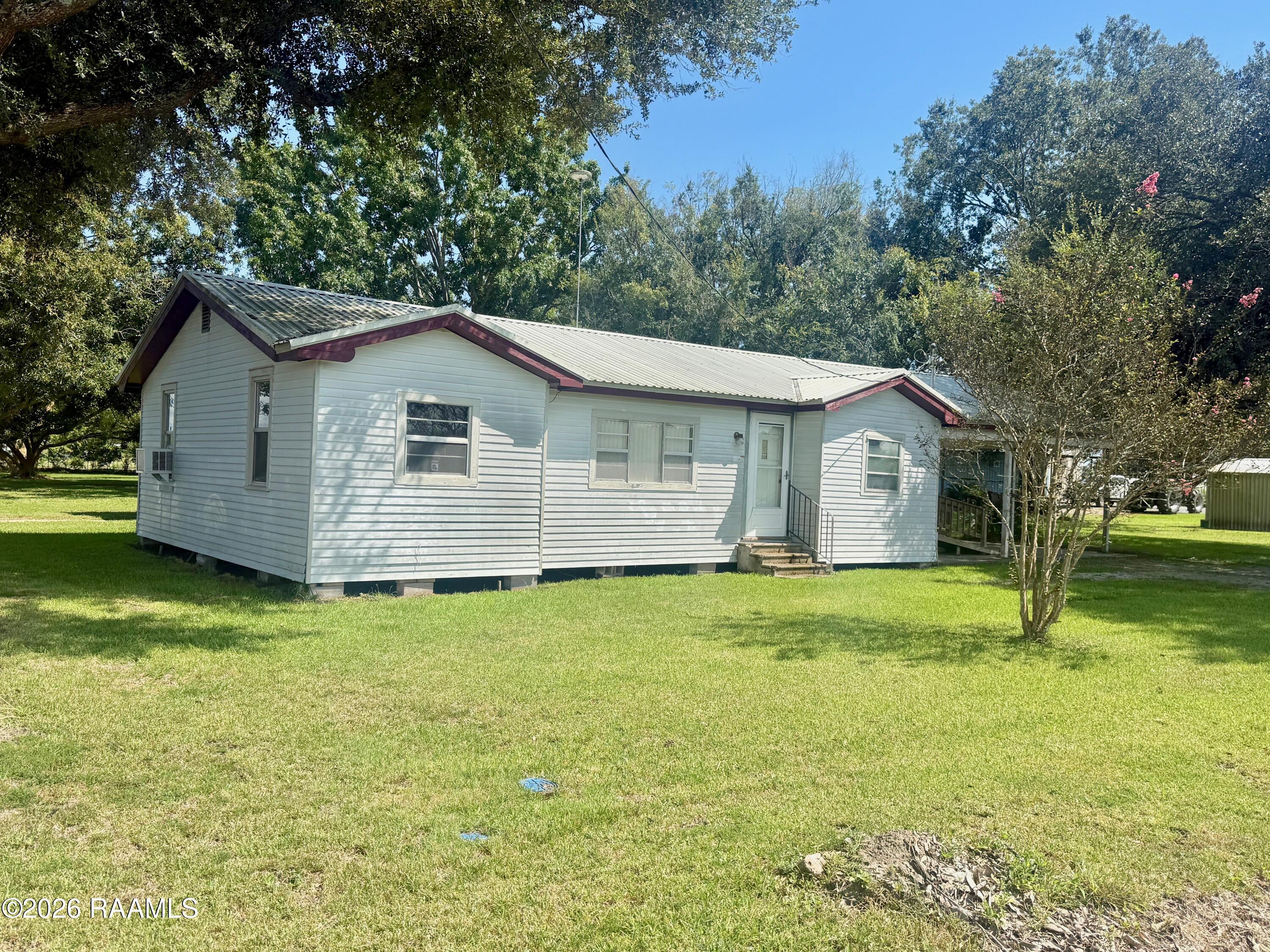 6718 Gondron Road New Iberia, LA 70563 - Photo 4 of 50 front