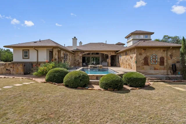 a view of a storage & utility room