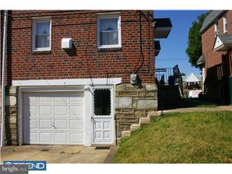 1729 Fox Chase Road Philadelphia, PA 19152 - Photo 4 of 10 Gallery Image 4