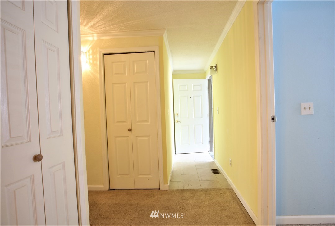 12119 Bel-Red Road, Unit B103 Bellevue, WA 98005 - Photo 4 of 24