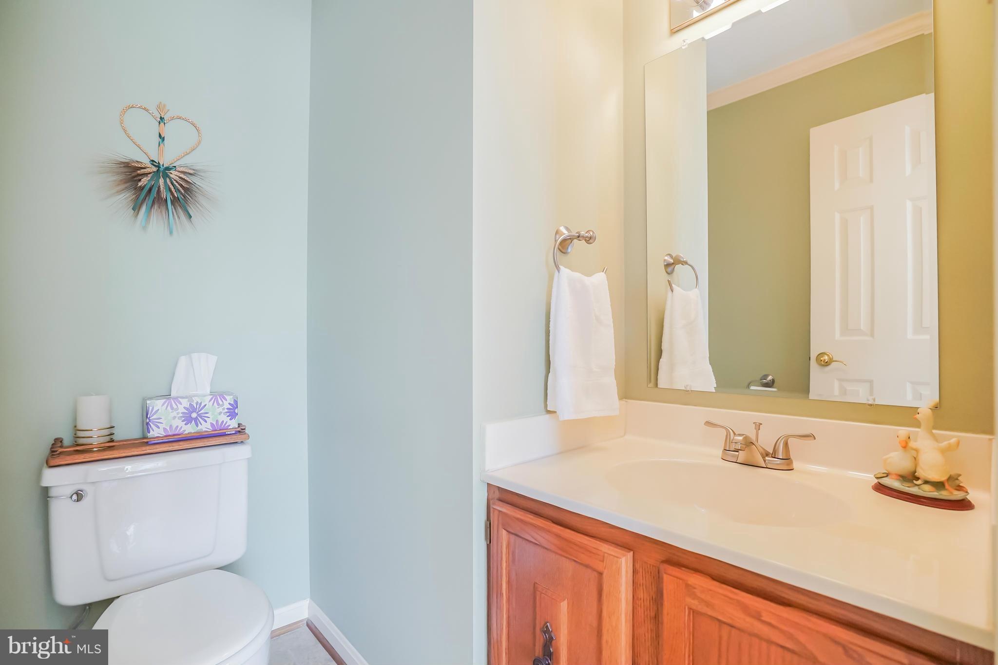 24401 Welsh Road Gaithersburg, MD 20882 - Photo 11 of 29 Bath