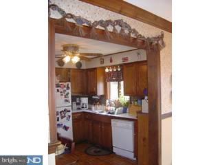 13 Stamford Road Hamilton, NJ 08619 - Photo 2 of 5 Gallery Image 2