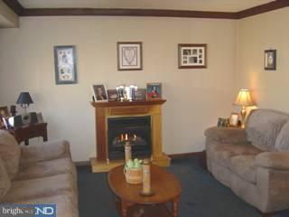 13 Stamford Road Hamilton, NJ 08619 - Photo 4 of 5 Gallery Image 4