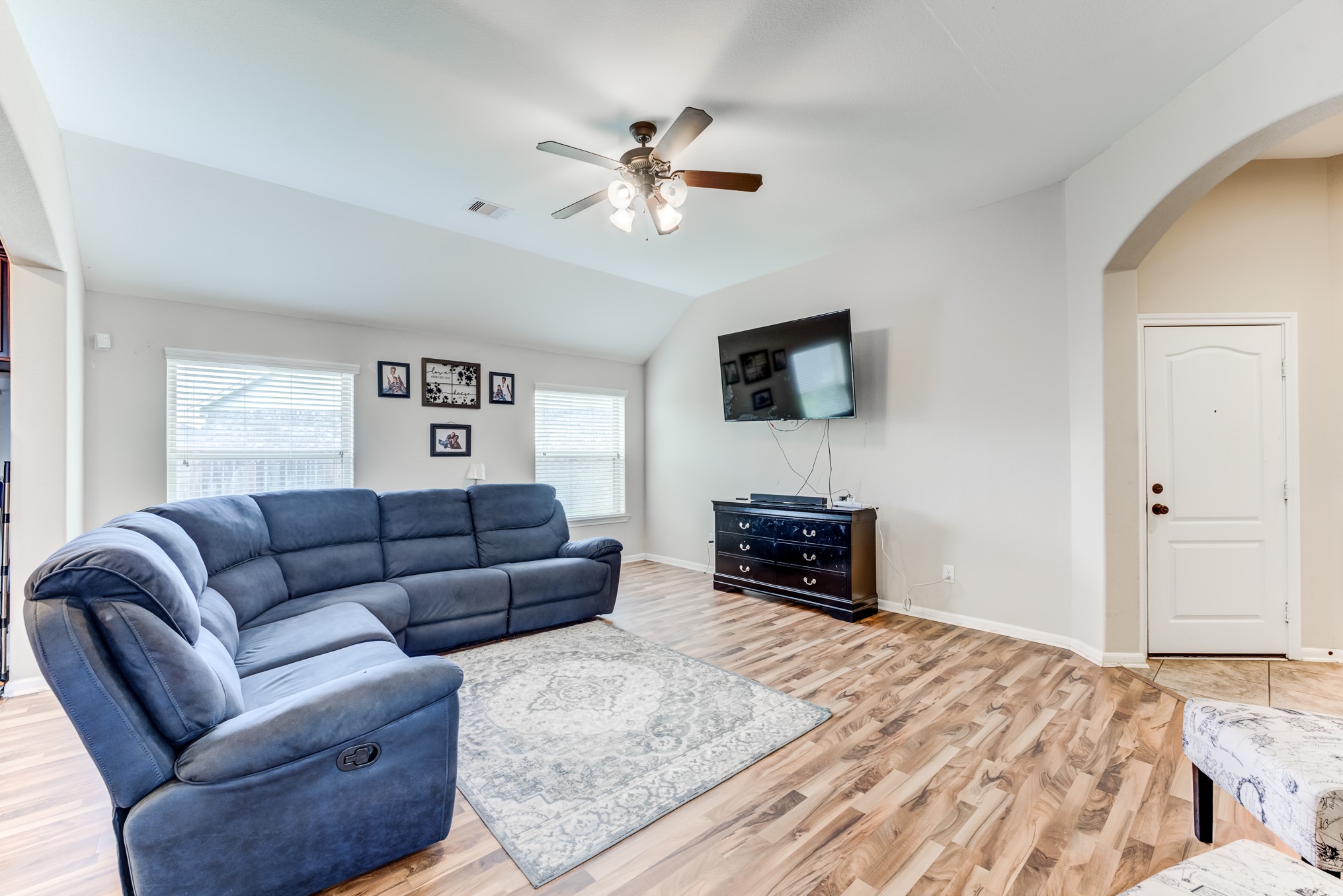 9902 Smokey Quartz Lane Rosharon, TX 77583 - Photo 5 of 35