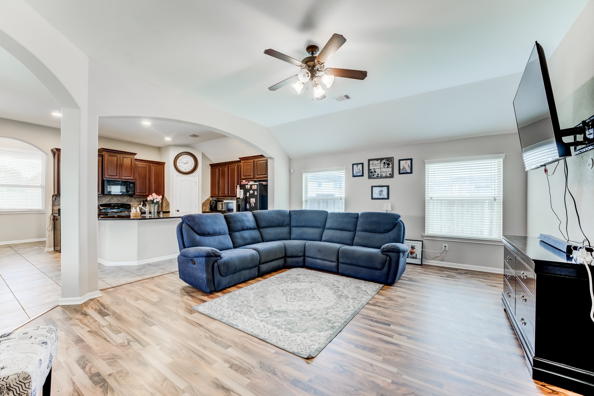 9902 Smokey Quartz Lane Rosharon, TX 77583 - Photo 6 of 35