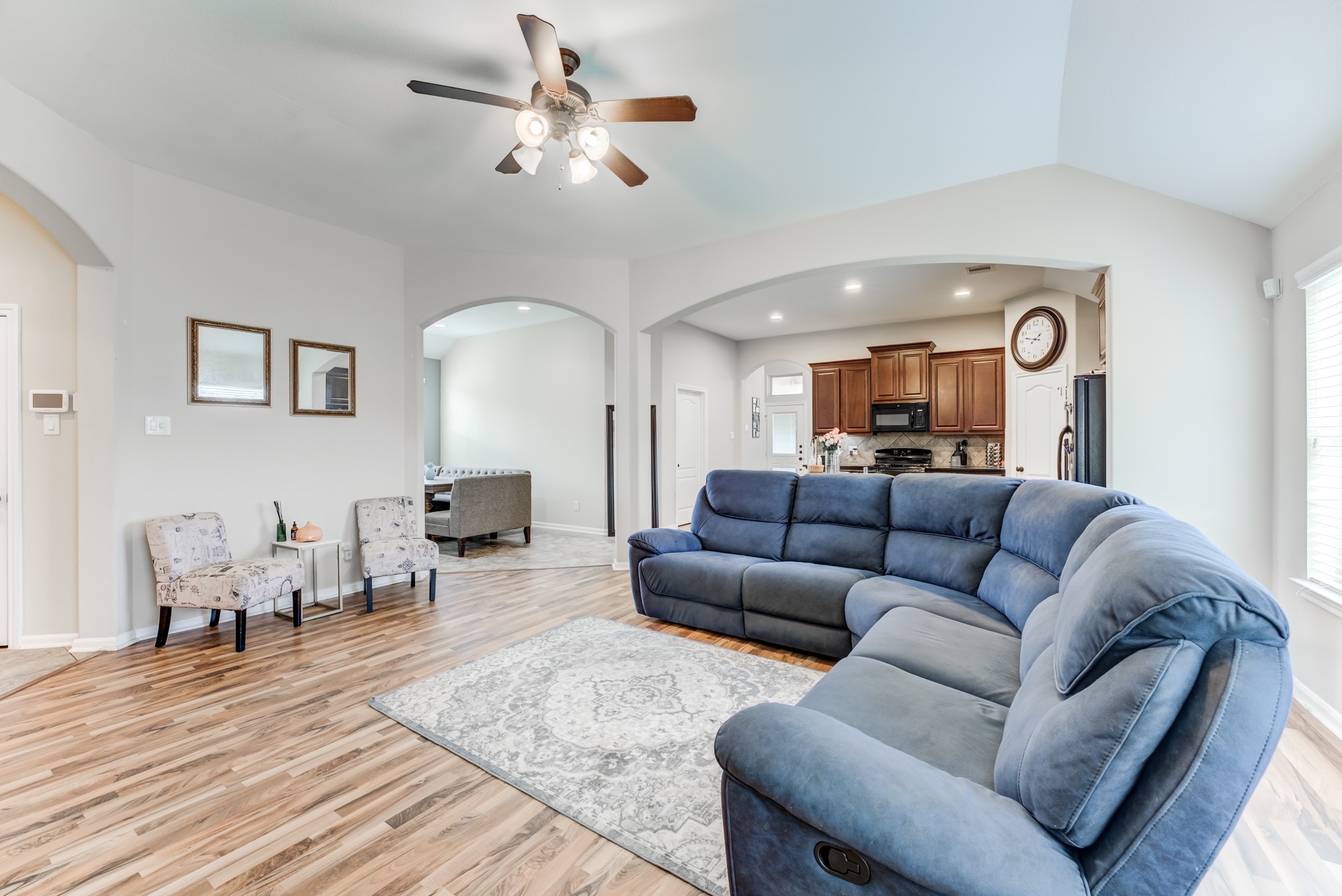 9902 Smokey Quartz Lane Rosharon, TX 77583 - Photo 7 of 35