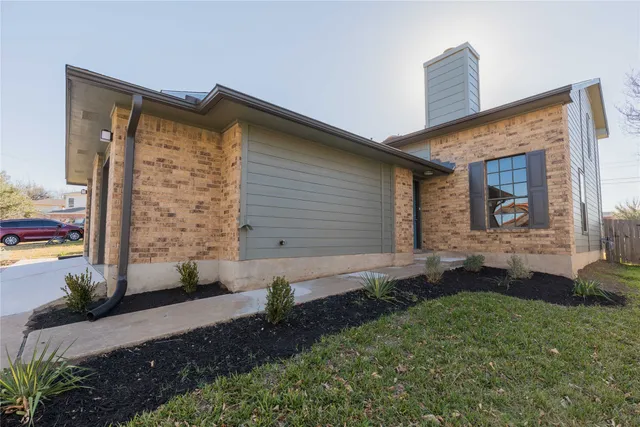 $1,550 | 319 Rawhide Loop, Round Rock, TX 78681