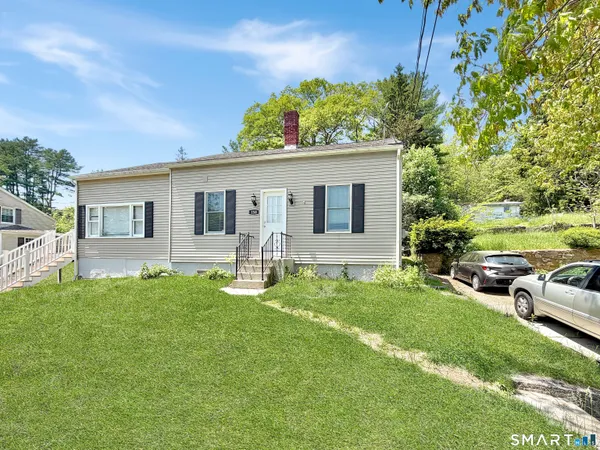$315,000 | 158 Church Street, Thompson, CT 06277