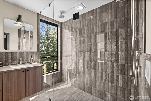 $1,924,995 | 1128 31st Avenue South, Seattle, WA 98144