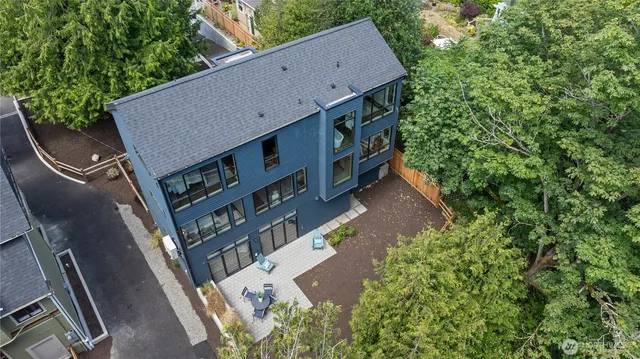 $1,924,995 | 1128 31st Avenue South, Seattle, WA 98144