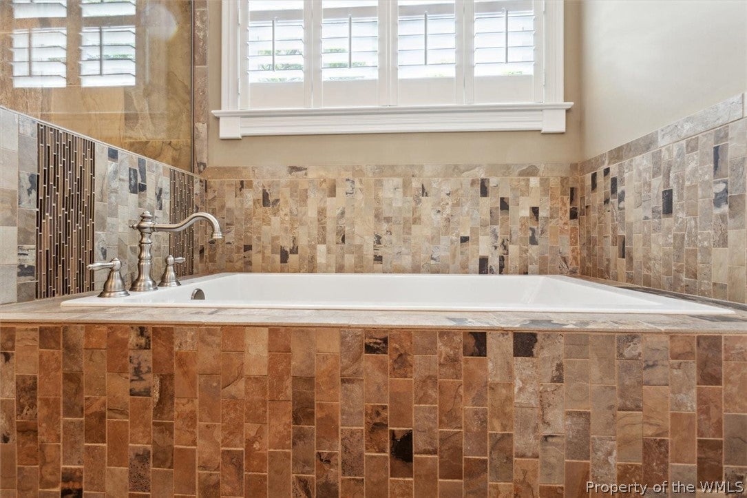 341 Syms Street Hampton, VA 23669 - Photo 24 of 46 Gallery Image 24