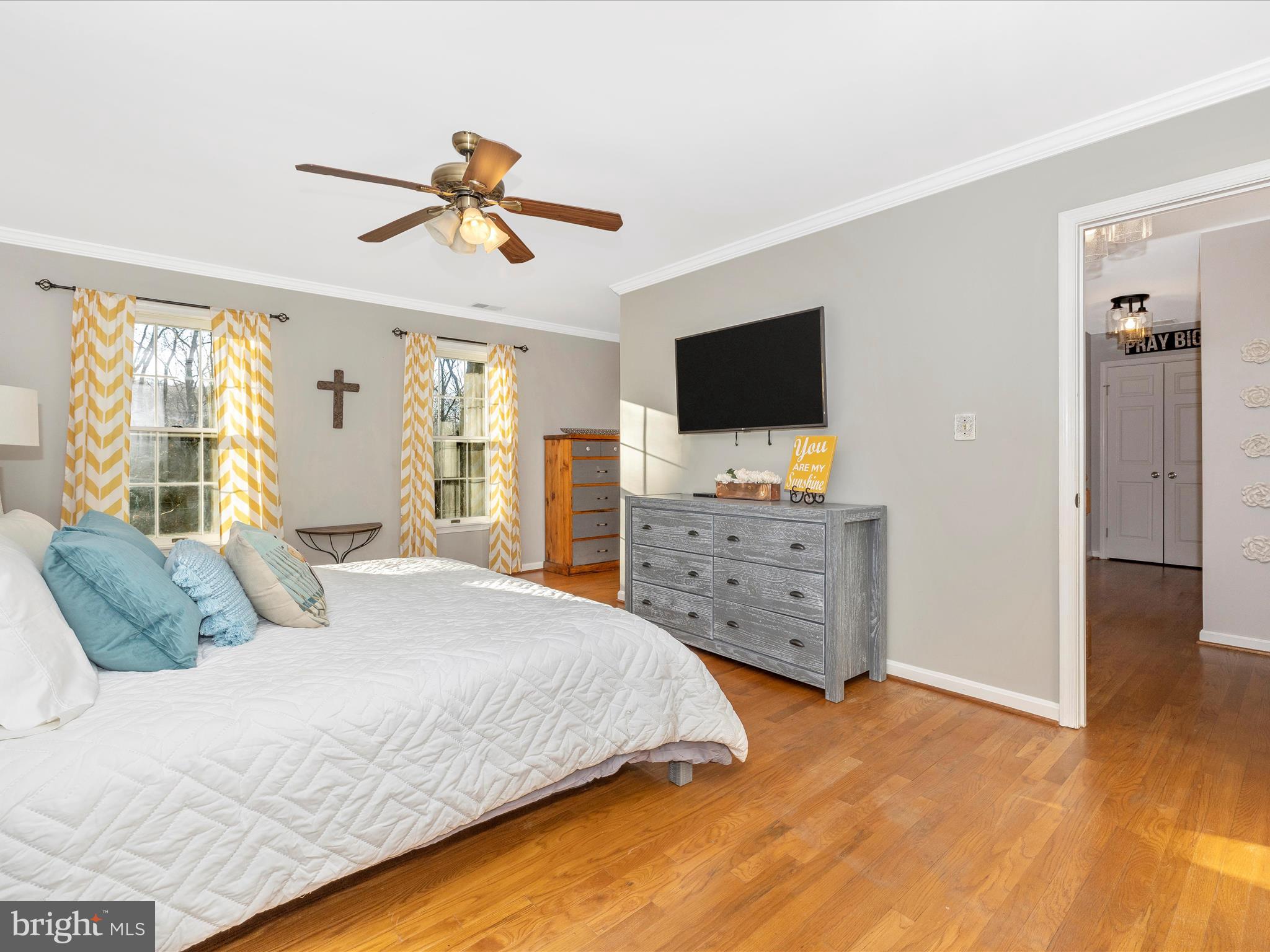 5733 Buffalo Road Mount Airy, MD 21771 - Photo 24 of 57 Primary Bedroom