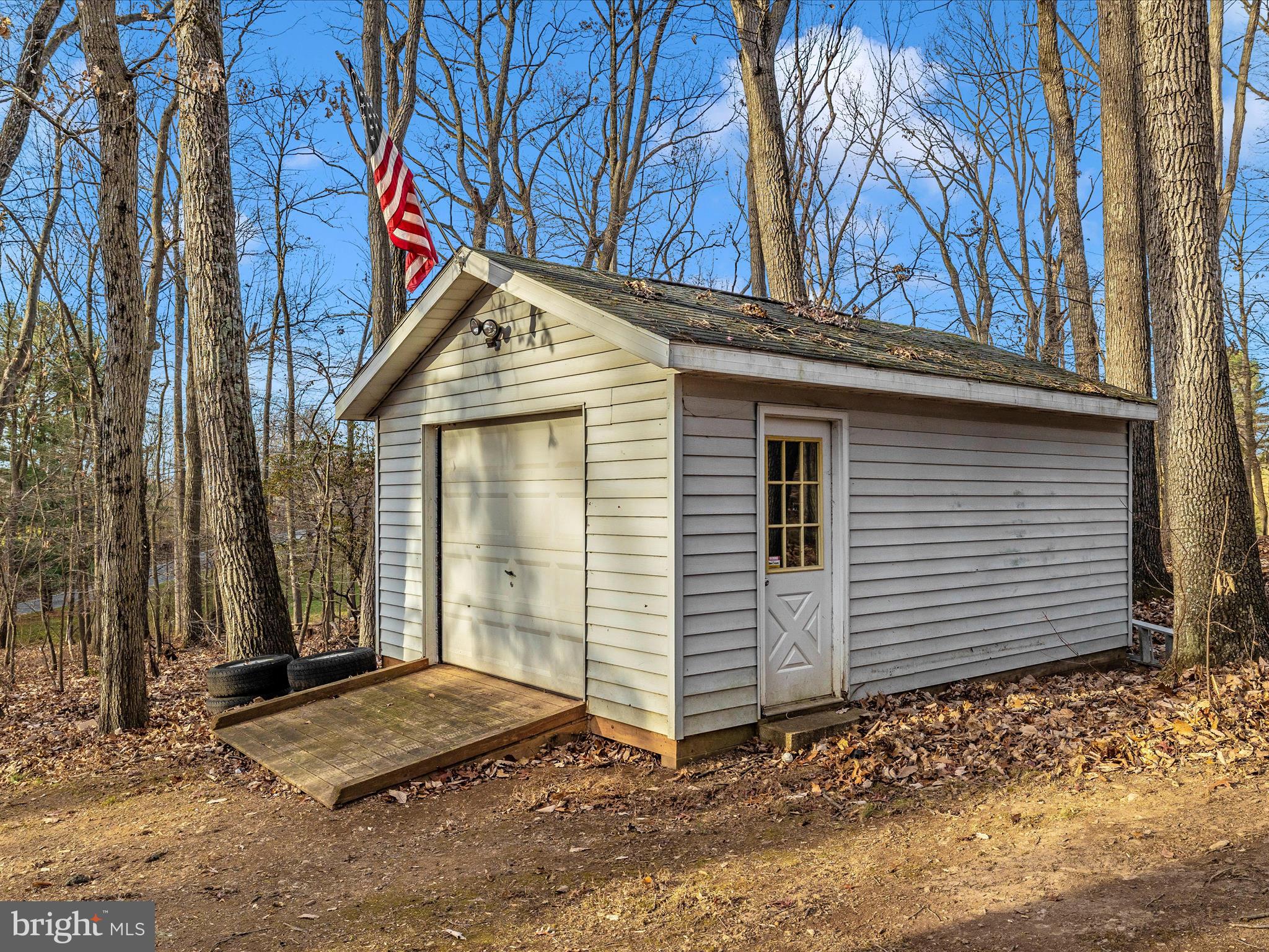 5733 Buffalo Road Mount Airy, MD 21771 - Photo 48 of 57 Exterior Back