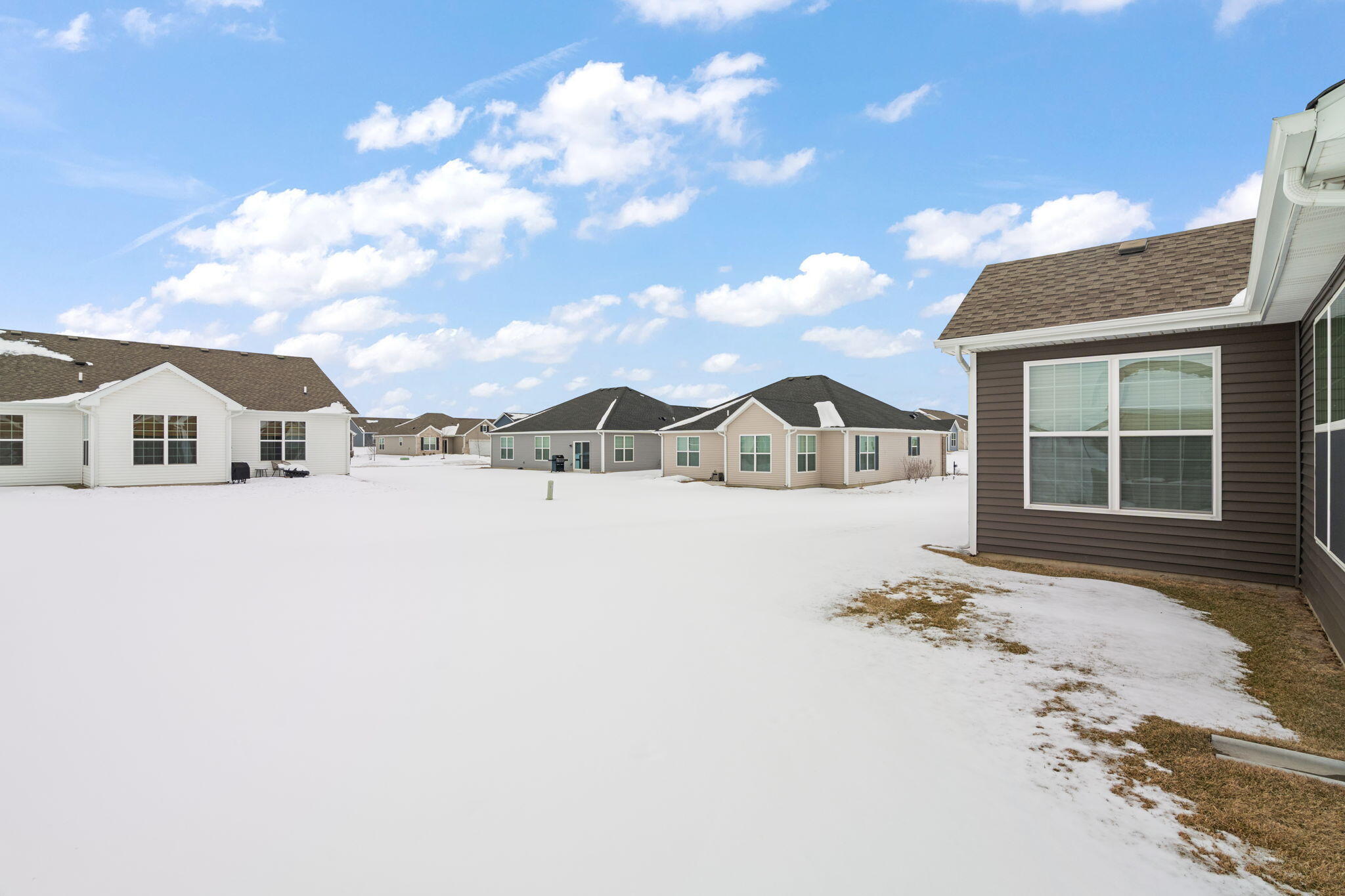 11032 Lola Lane Crown Point, IN 46307 - Photo 23 of 27 2048x1365