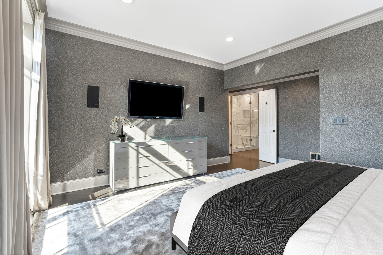 1634 West Surf Street Chicago, IL 60657 - Photo 33 of 64