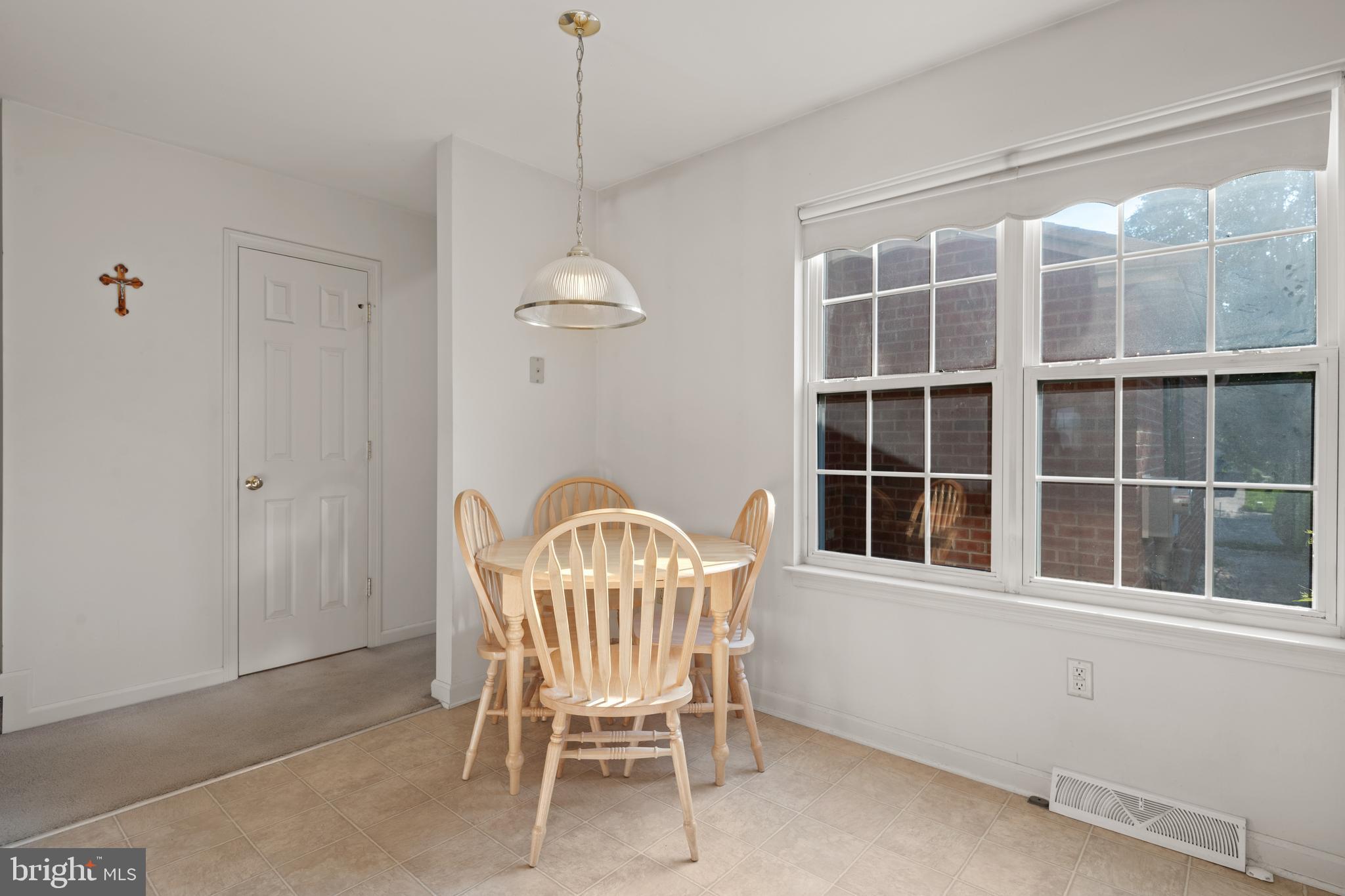 108 Sutherland Road Lancaster, PA 17603 - Photo 7 of 33 Gallery Image 7