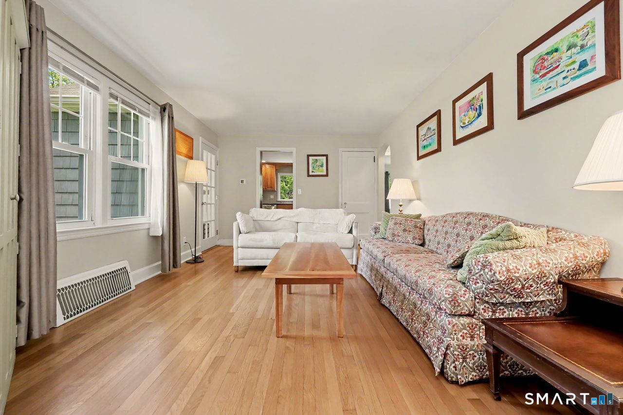 39 Austin Road Milford, CT 06460 - Photo 10 of 37
