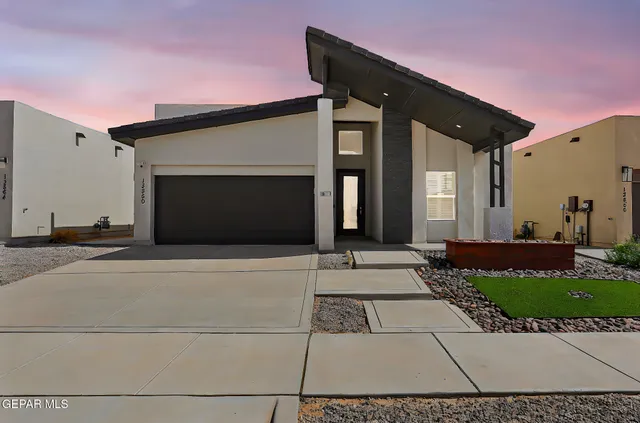 $294,900 | 13860 Summer View Avenue, El Paso, TX 79928