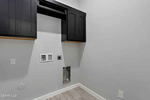 $294,900 | 13860 Summer View Avenue, El Paso, TX 79928