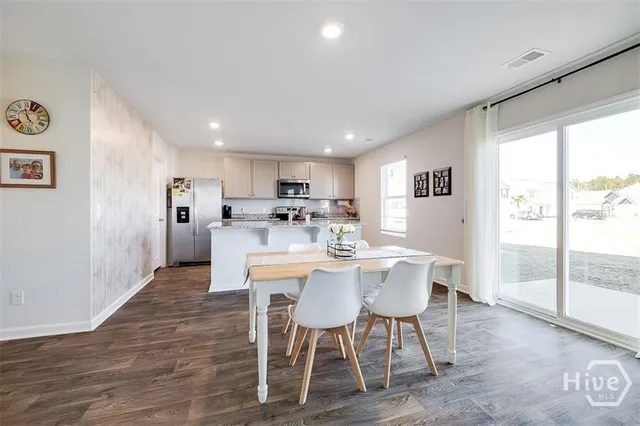 $2,600 | 248 Caribbean Village Drive, Guyton, GA 31312