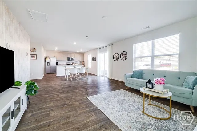 $2,600 | 248 Caribbean Village Drive, Guyton, GA 31312