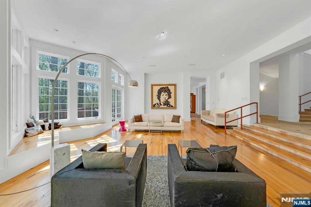 7 Charney Place Alpine, NJ 07620 - Photo 4 of 22
