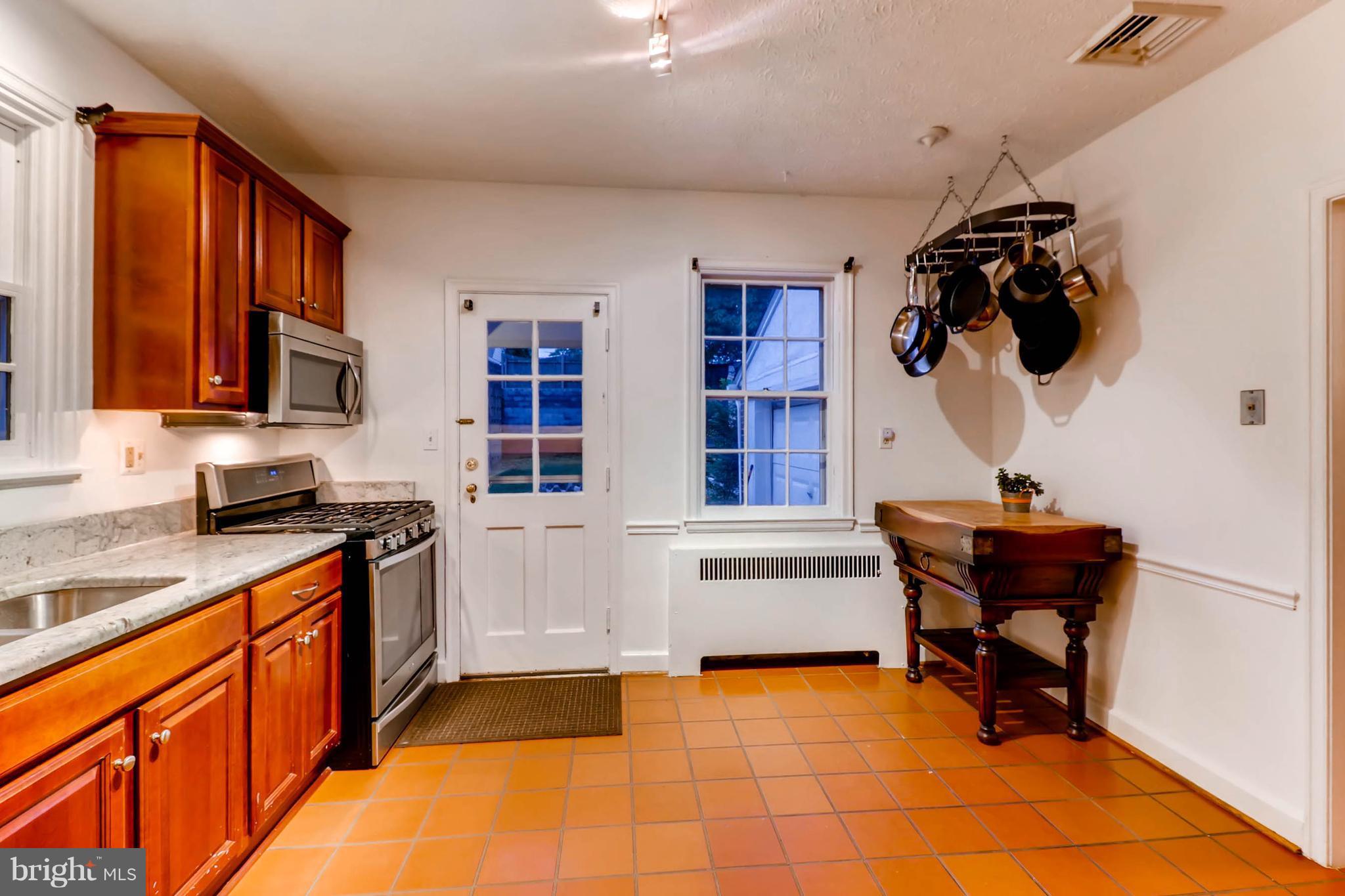 511 Overbrook Road Baltimore, MD 21212 - Photo 14 of 28 Kitchen