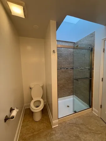 $4,500 | 5747 North Sheridan Road, Unit E, Chicago, IL 60660