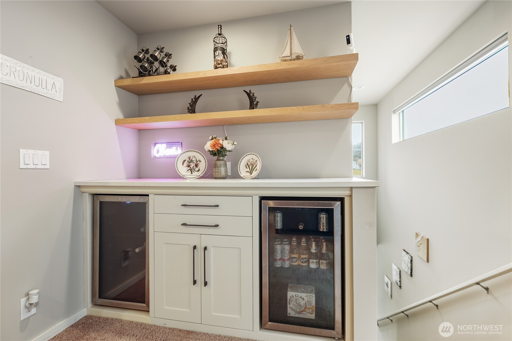 281 Southwest 97th Place Seattle, WA 98106 - Photo 15 of 34