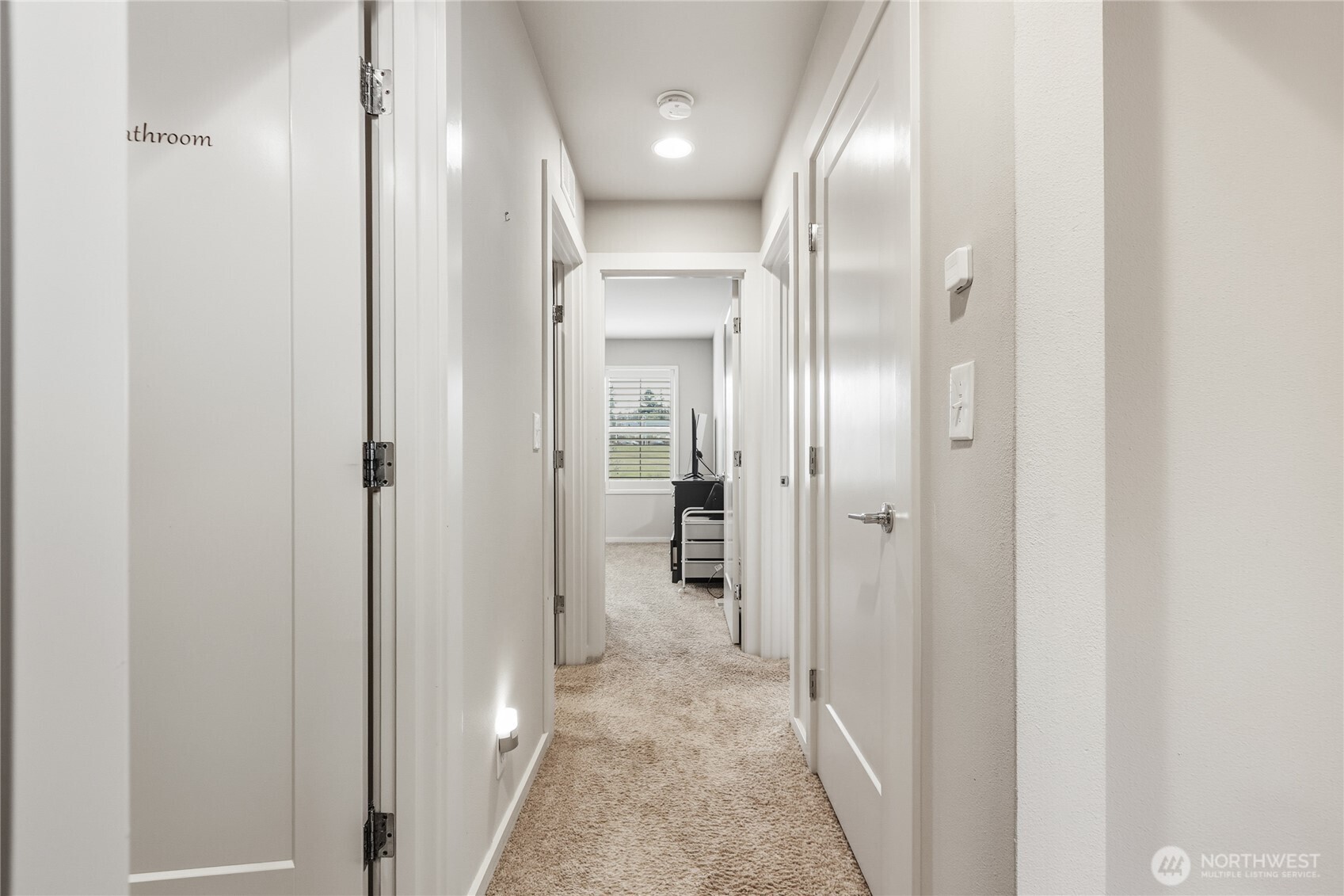 281 Southwest 97th Place Seattle, WA 98106 - Photo 24 of 34