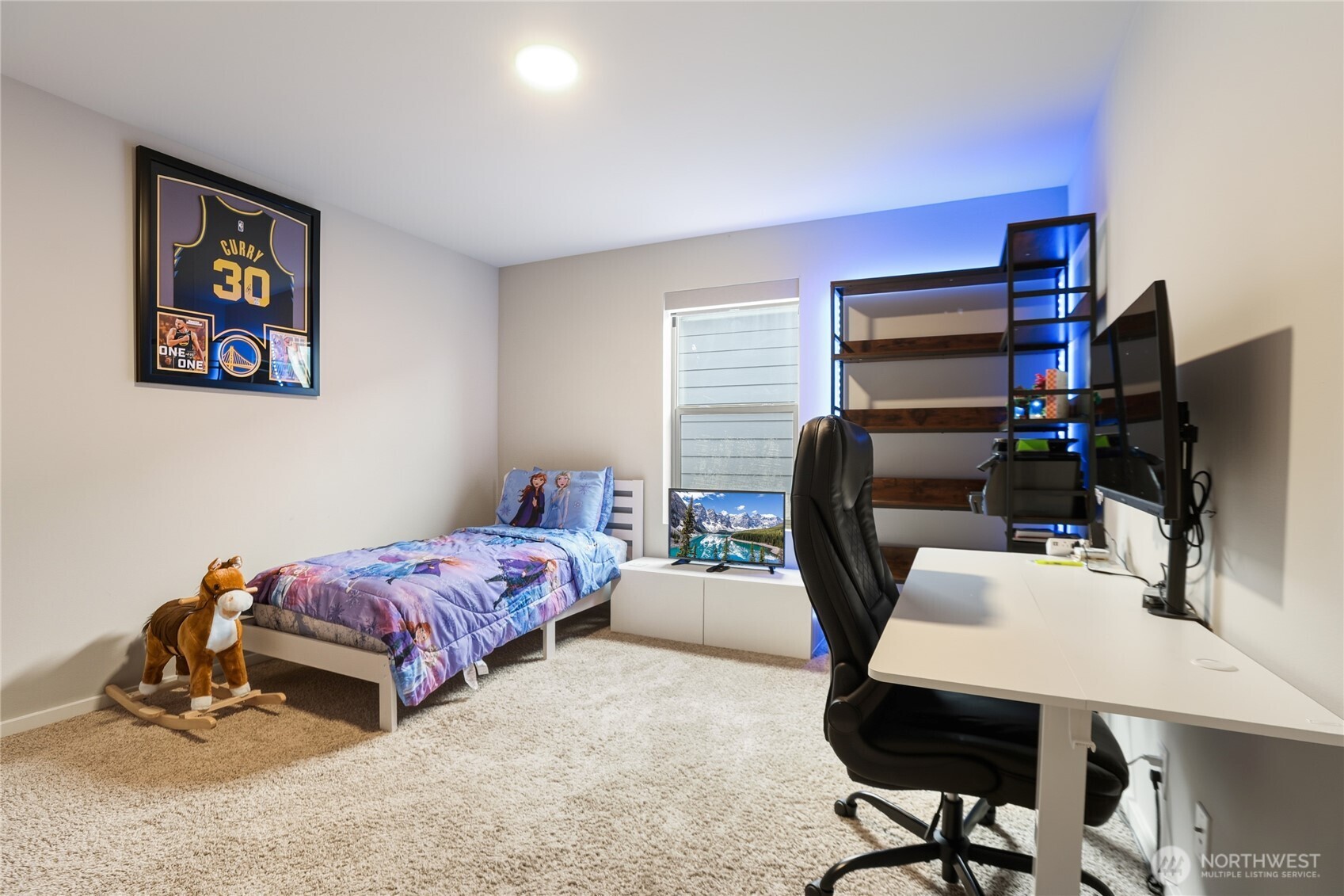 281 Southwest 97th Place Seattle, WA 98106 - Photo 25 of 34