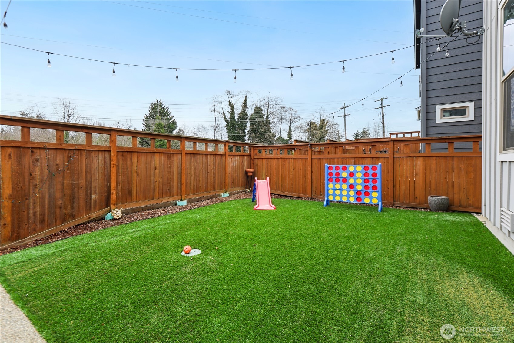 281 Southwest 97th Place Seattle, WA 98106 - Photo 31 of 34