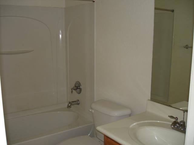 44953 Miramar Road Maricopa, AZ 85139 - Photo 12 of 20 Master Bathroom