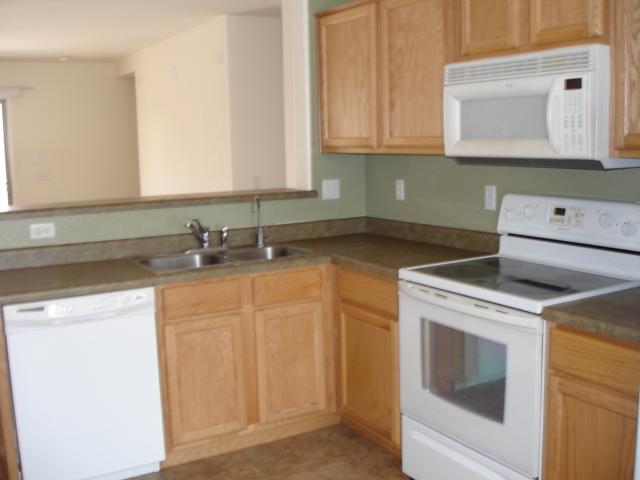44953 Miramar Road Maricopa, AZ 85139 - Photo 3 of 20 Kitchen