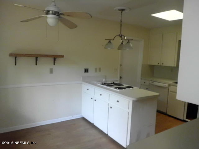 5465 Sanders Road Jacksonville, FL 32277 - Photo 9 of 25 Kitchen