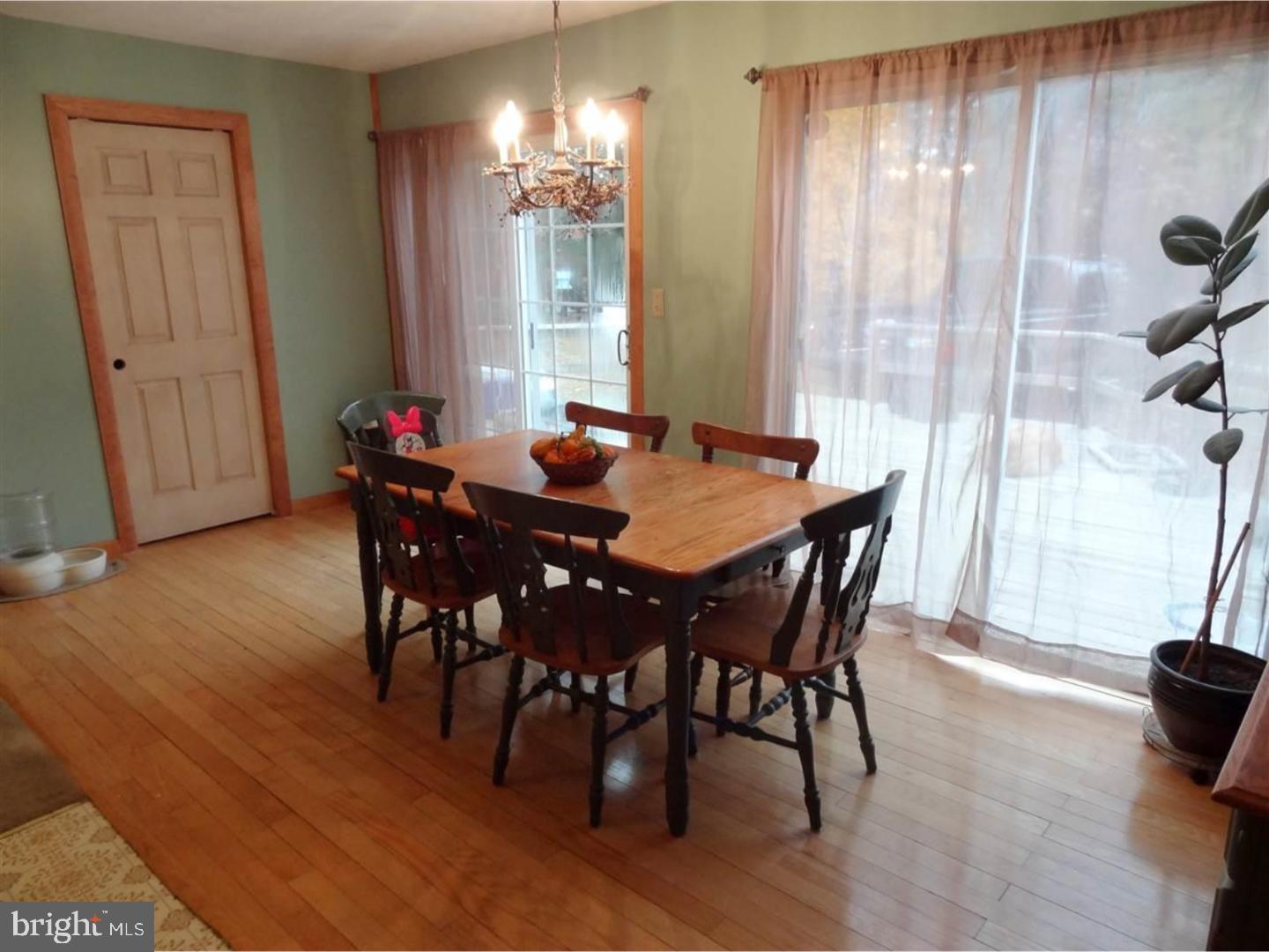 341 Smith Road Millville, NJ 08332 - Photo 5 of 20 Gallery Image 5