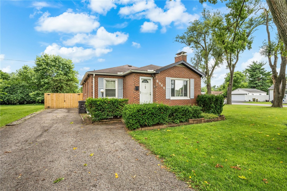 4948 Dinsmore Road West Carrollton, OH 45449 - Photo 2 of 37
