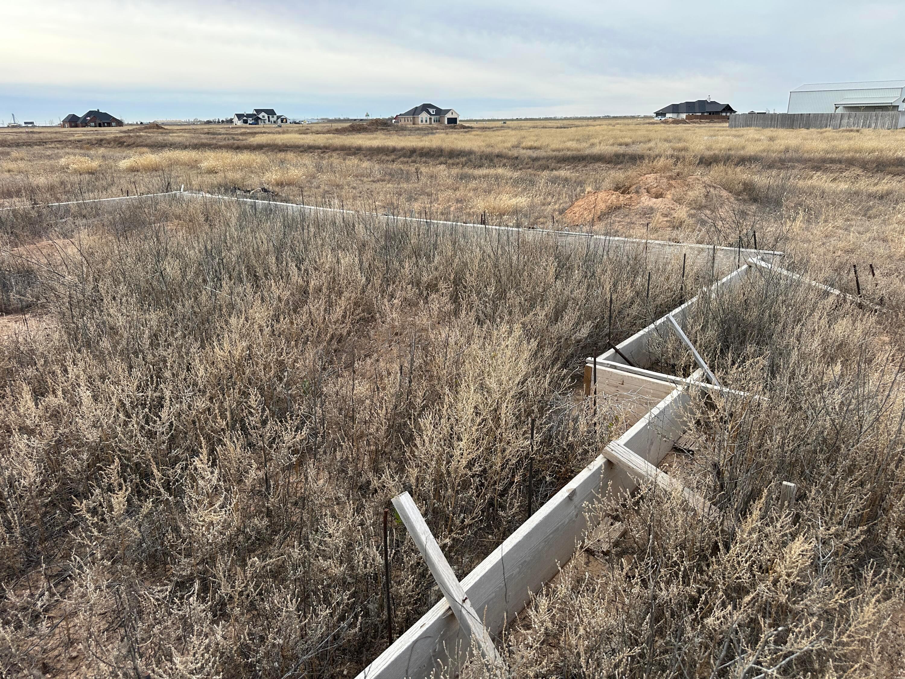13433 Antenor Road Amarillo, TX 79124 - Photo 6 of 7 a view of an ocean from a balcony