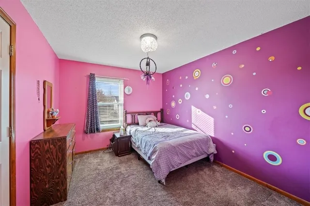 $375,000 | 125 Southwest Tess Drive, Lee's Summit, MO 64081