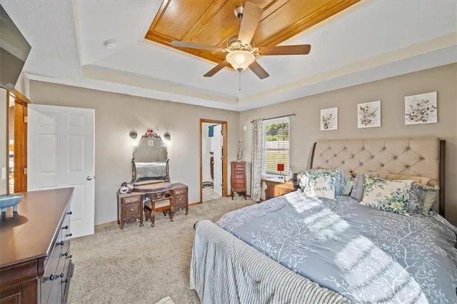 $375,000 | 125 Southwest Tess Drive, Lee's Summit, MO 64081