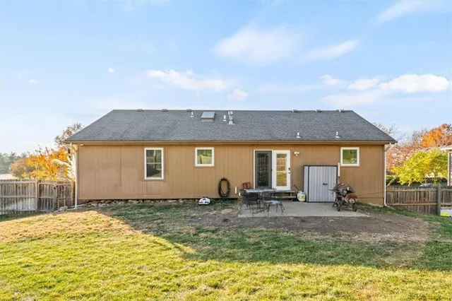 $375,000 | 125 Southwest Tess Drive, Lee's Summit, MO 64081