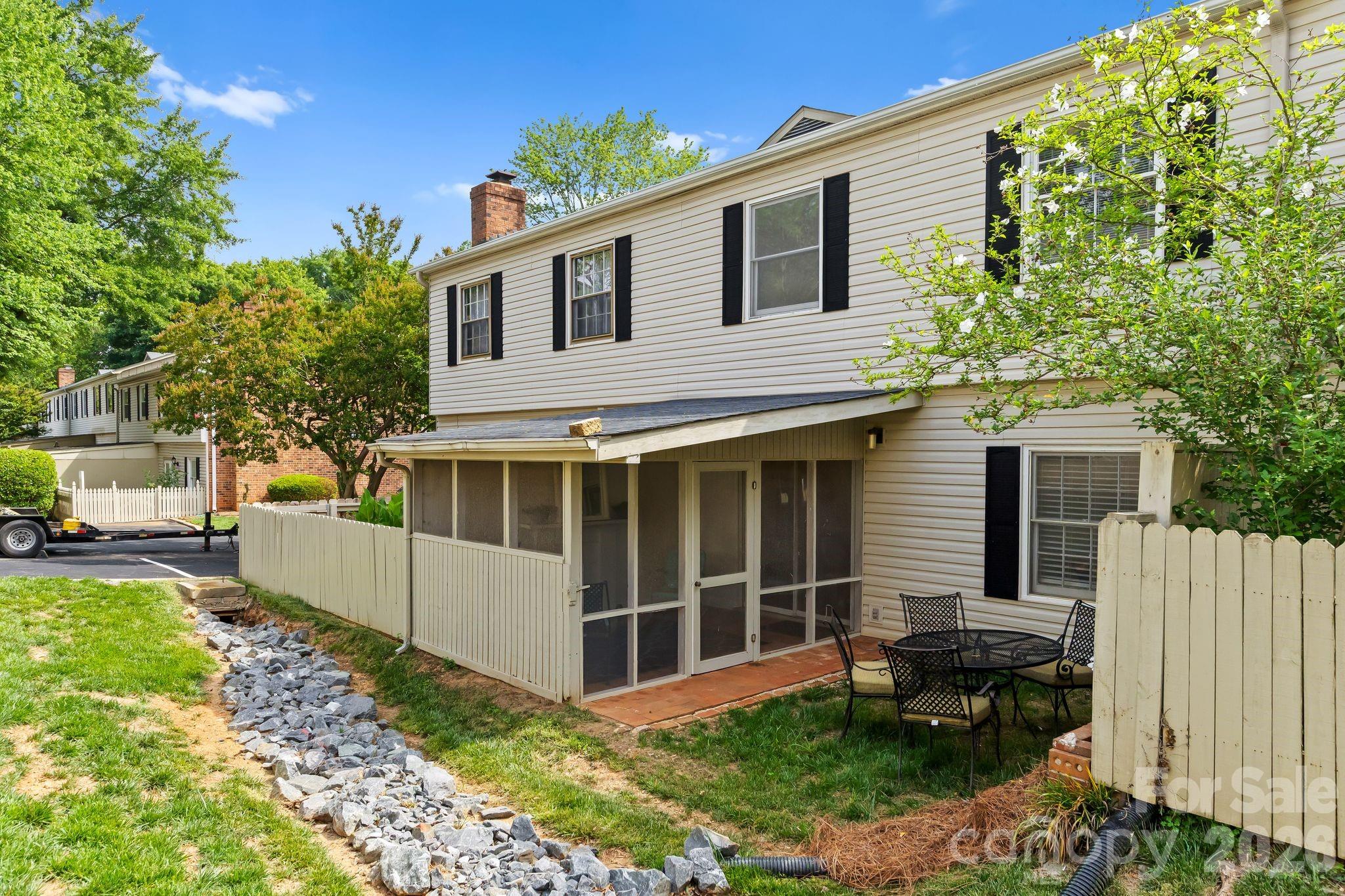 5941 Quail Hollow Road, Unit E Charlotte, NC 28210 - Photo 33 of 35