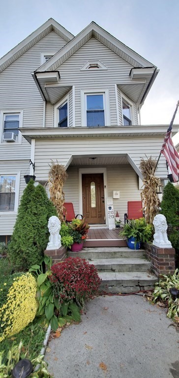 90 Mooreland Street Springfield, MA 01104 - Photo 1 of 22 Gallery Image 1