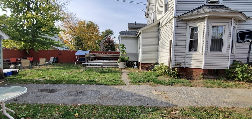 90 Mooreland Street Springfield, MA 01104 - Photo 3 of 22 Gallery Image 3