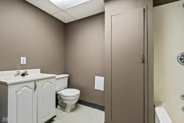 $325,000 | 3970 Broadway Street, Indianapolis, IN 46205