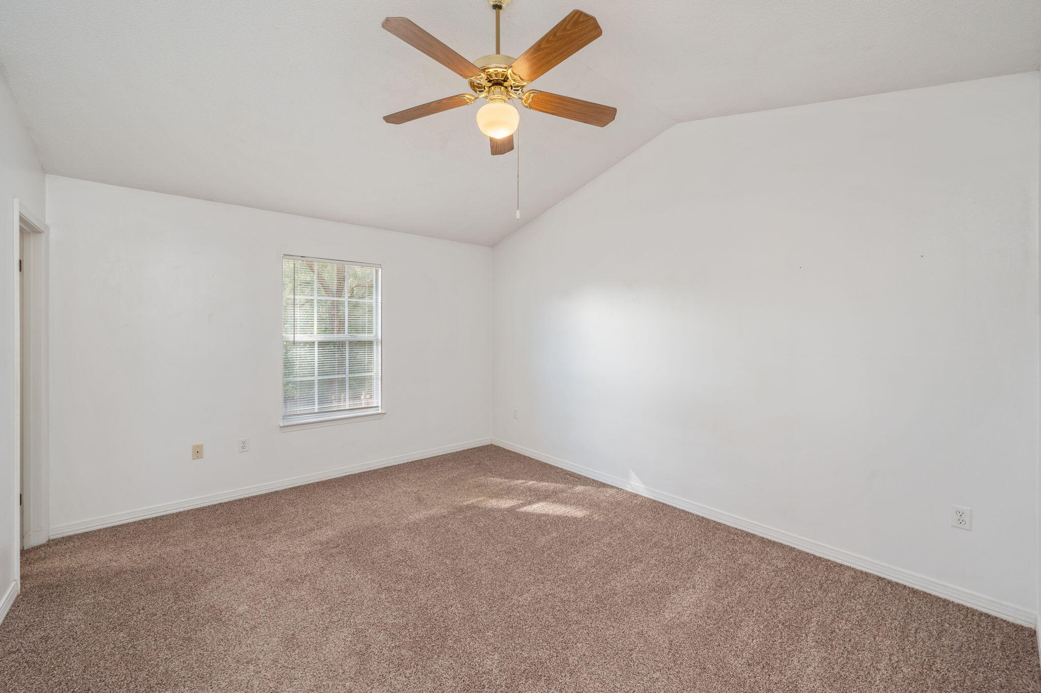 423 Northview Lane Crestview, FL 32536 - Photo 13 of 29 13-web-or-mls-423-northview-ln