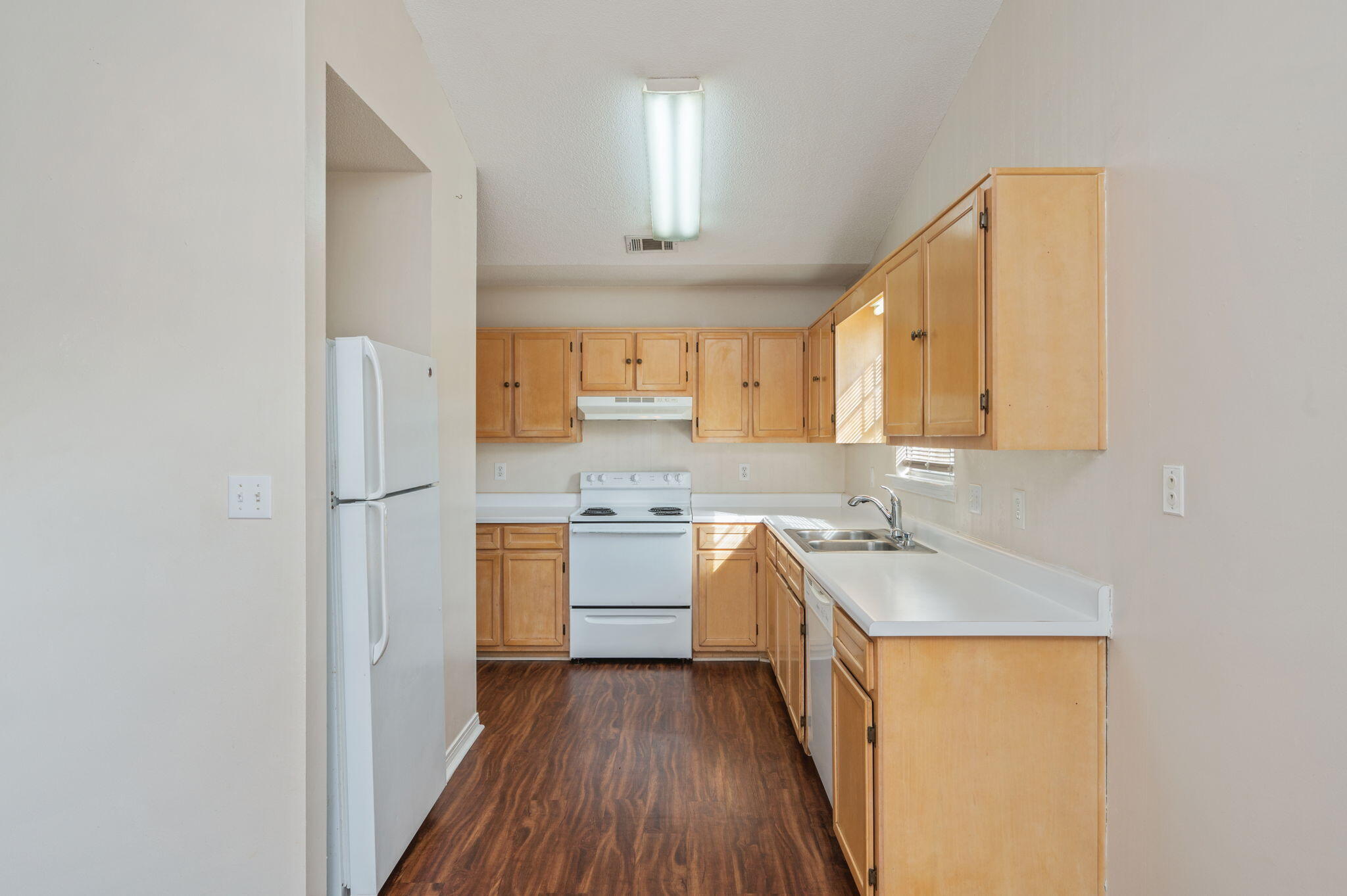 423 Northview Lane Crestview, FL 32536 - Photo 9 of 29 9-web-or-mls-423-northview-ln