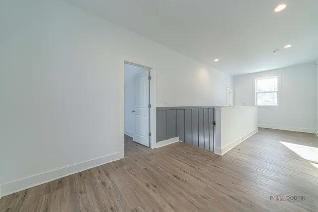 $749,000 | 1061 Green Bay Road, Lake Bluff, IL 60044