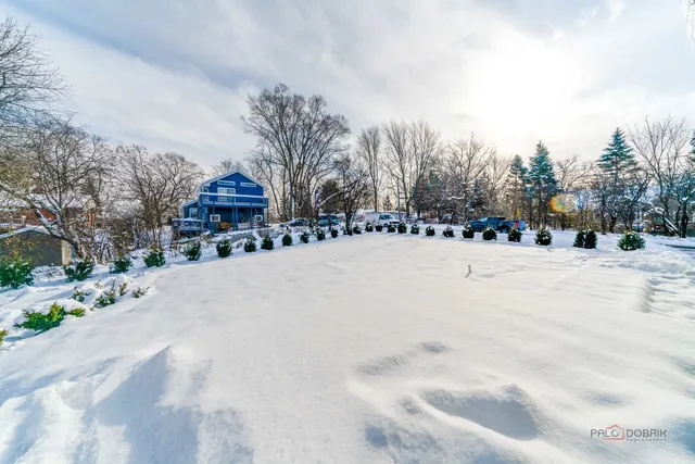 $749,000 | 1061 Green Bay Road, Lake Bluff, IL 60044