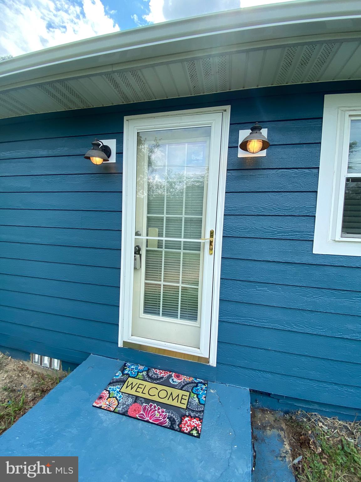 1054 Jordan Springs Road Stephenson, VA 22656 - Photo 25 of 32 Front door entry into the kitchen